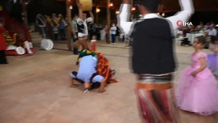 Minik davulcu Yağız görenleri şaşırtıyor