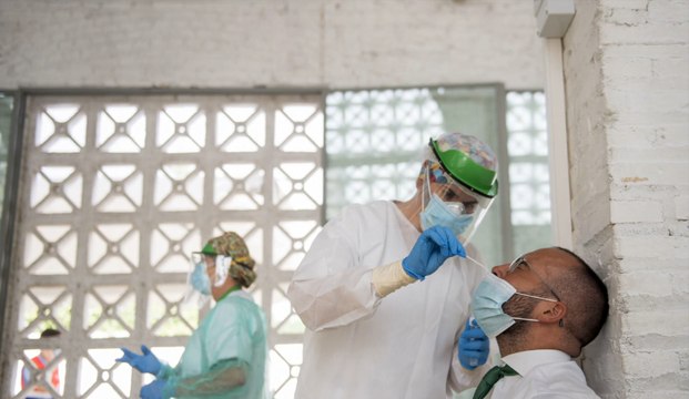 Coronavirus : la France fournit des tests PCR gratuits sans ordonnance