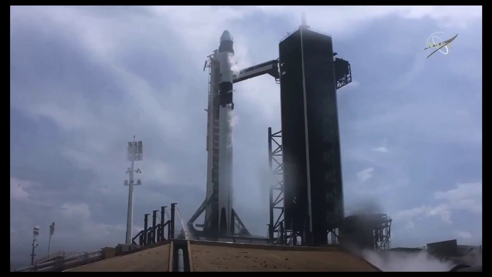 SpaceX Uzaya Adam Gönderdi de Ne Oldu