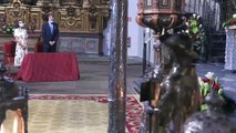 Los Reyes salen de la Ofrenda Nacional al Apóstol Santiago