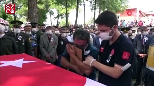 Şehit annesinden yürek burkan veda