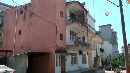 Kaybolan oğullarını gözyaşları içerisinde bekliyorlar