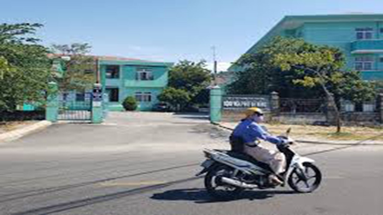 Chuyển bệnh nhân từ BV Đà Nẵng sang các BV khác | VTC