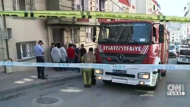 Esenyurt'taki yangında anneanne ile torunu öldü | Video