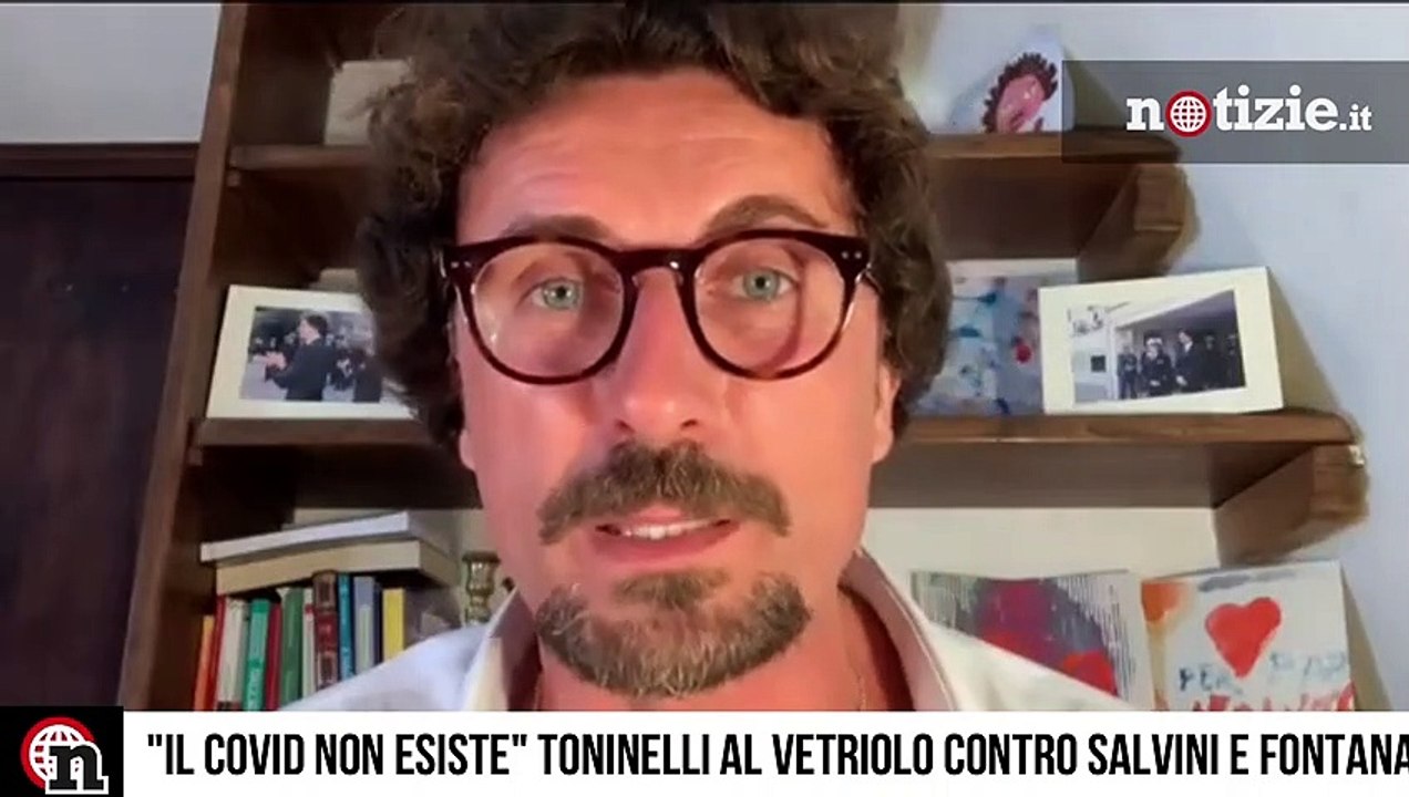Toninelli al vetriolo contro Salvini "Senza mascherina, vi sta prendendo in giro"