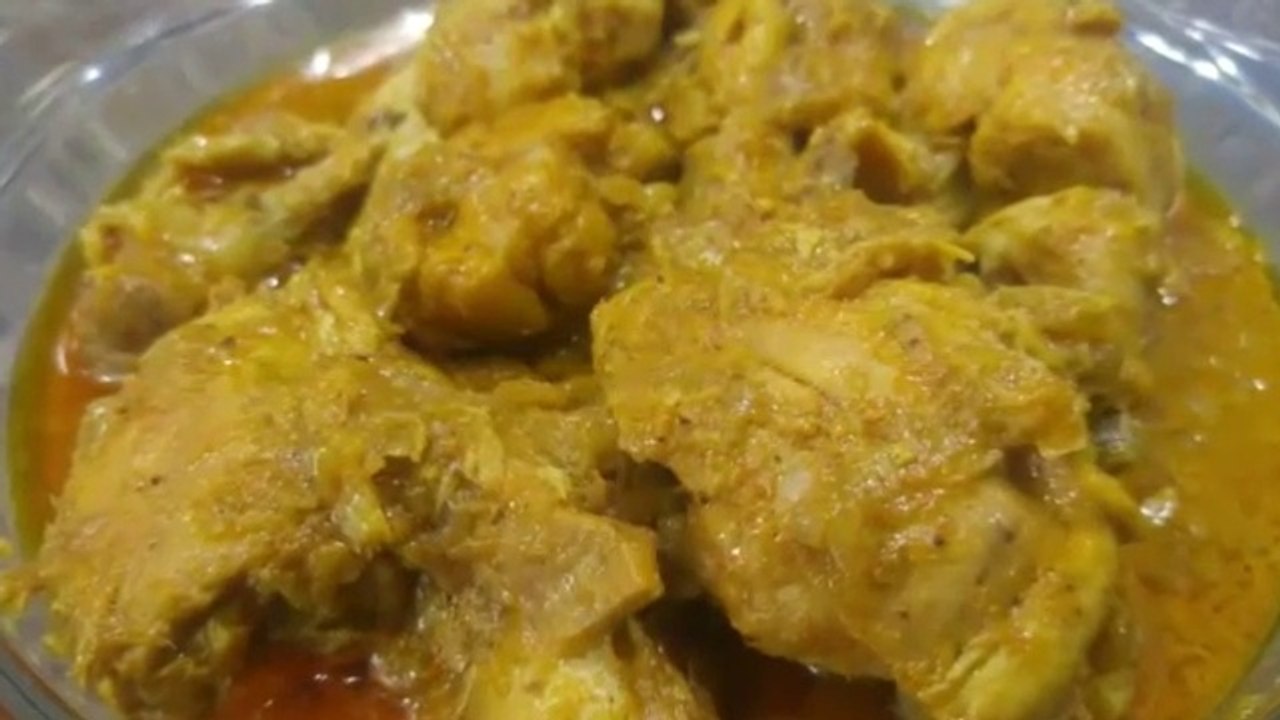 Quick And Easy Yogurt Chicken Gravy By Meerab's Kitchen video Dailymotion