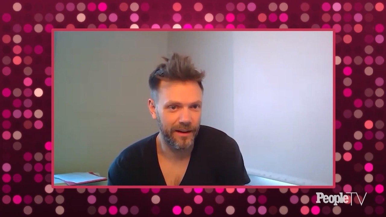 Joel McHale On His Favorite Shows, Hosting Jimm...