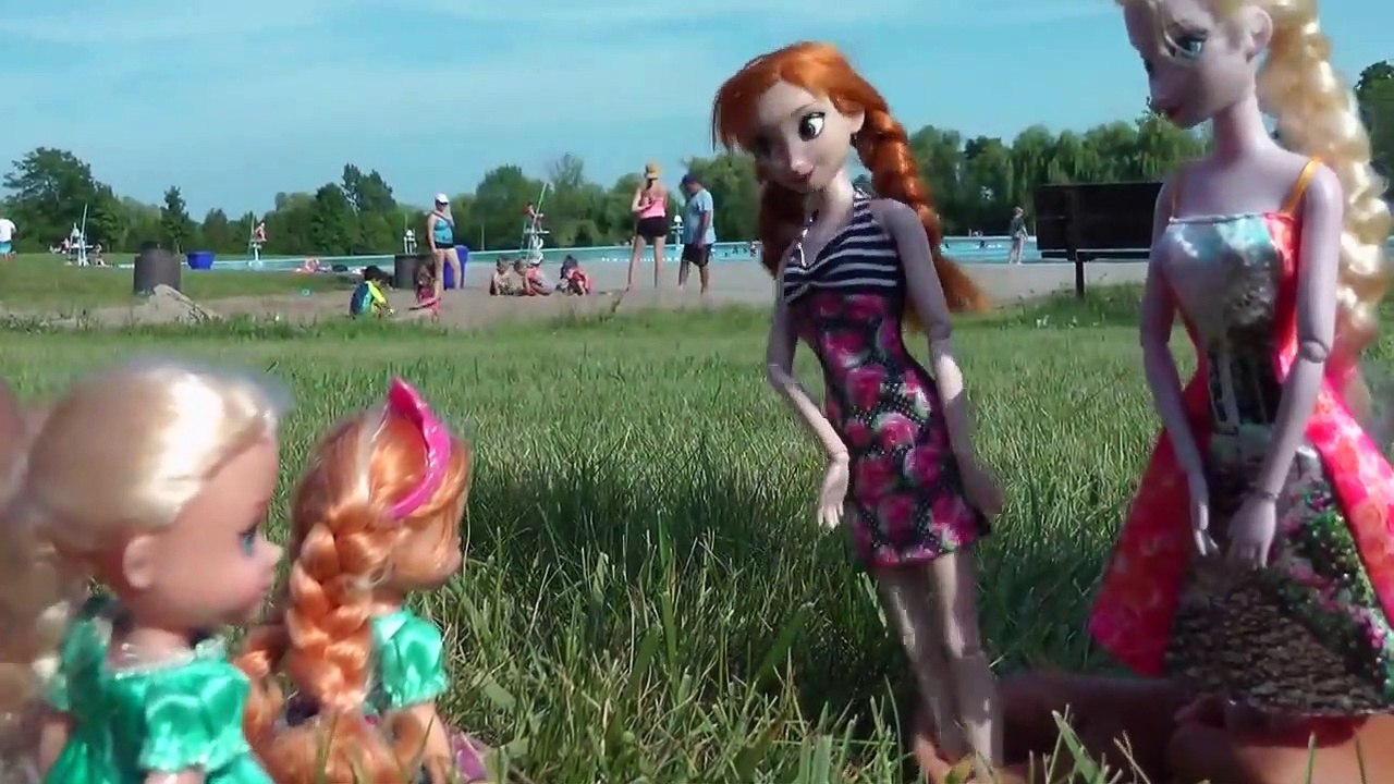 Elsa and Anna toddlers take swimming lessons from Romy the mermaid. Huge Pool