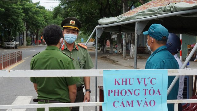 Cuộc sống người dân trong khu phong toả Lệ Sơn Nam, Đà Nẵng | VTC