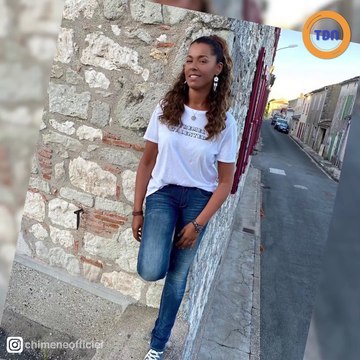 Chimène Badi pose amincie et méconnaissable, ses fans sont impressionnés