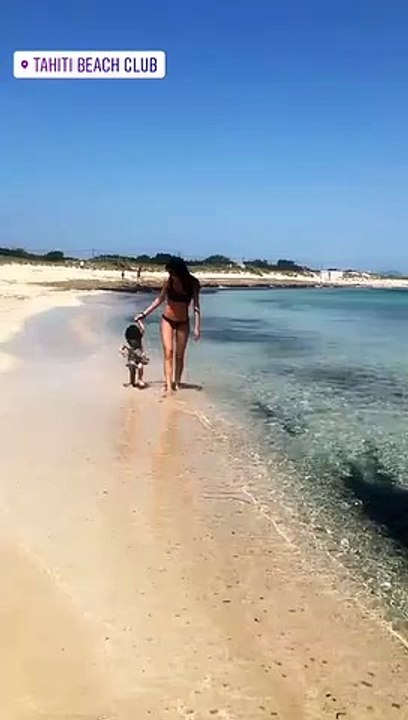 Federica Nargi a Formentera senza Matri e con Sofia