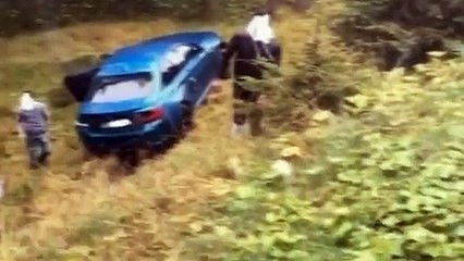 Spaventoso incidente tra supercar al Dolomites Street