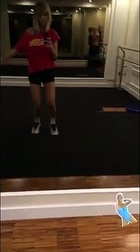 Il primo sexy balletto di Lady Marchisio dalla Russia
