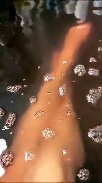 Belen Rodriguez da infarto nella vasca da bagno: la showgirl si prende gioco dei follower con un finale inaspettato