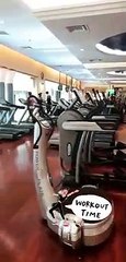Diletta Leotta in palestra a Dubai: 'operazione smaltimento capodanno'