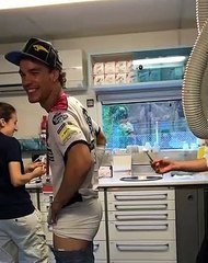 Andrea Migno sorprendente: gli auguri per il compleanno di Morbidelli sono esilaranti