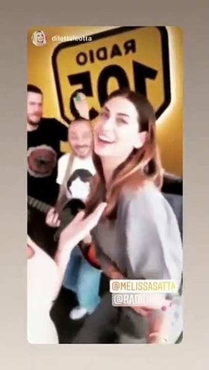 Melissa Satta in radio con Diletta Leotta