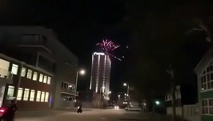 Fuochi d'artificio fuori dall'hotel della Juventus, lo scherzetto dei tifosi dell'Ajax