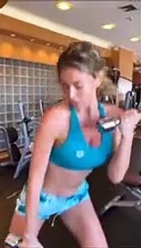 Allenamento sfiancante e sexy per Diletta Leotta al rientro dalle vacanze