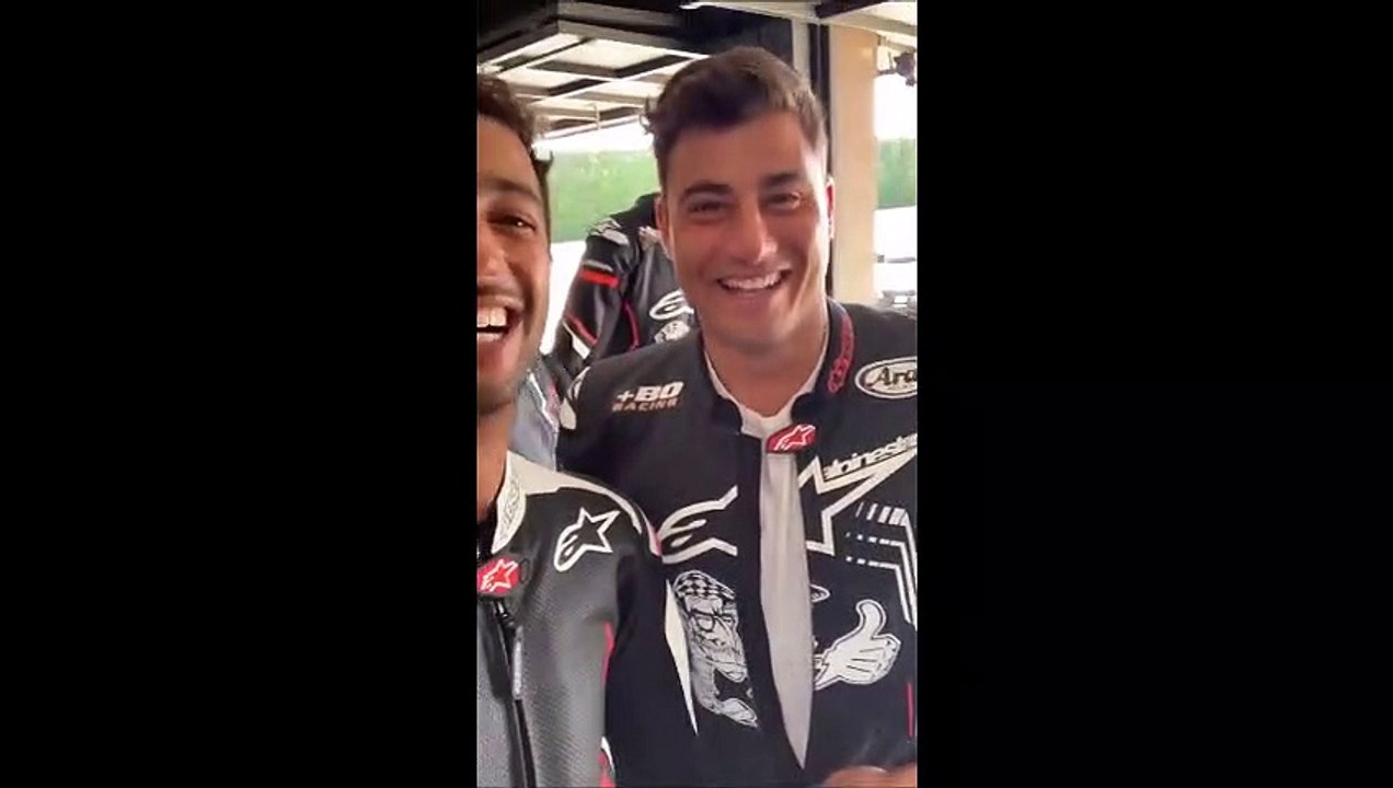 Formula 1 - Daniel Ricciardo in pista in... moto: una prima volta da sogno per l'australiano