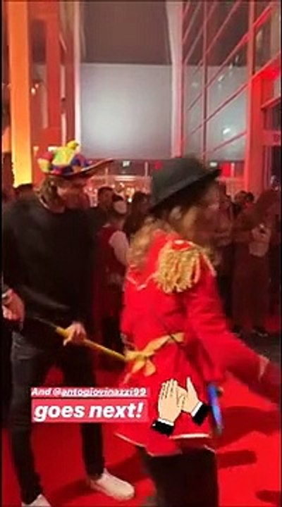 Festa in casa Alfa Romeo, l'orso Raikkonen batte Giovinazzi in una prova di forza