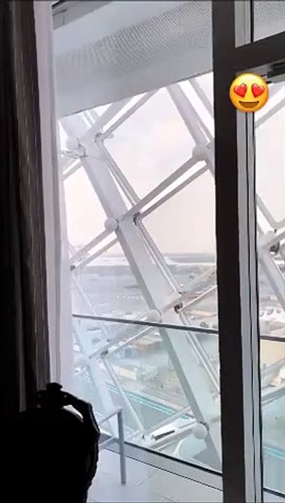 Valentino Rossi ad Abu Dhabi con la sua Francesca Sofia Novello