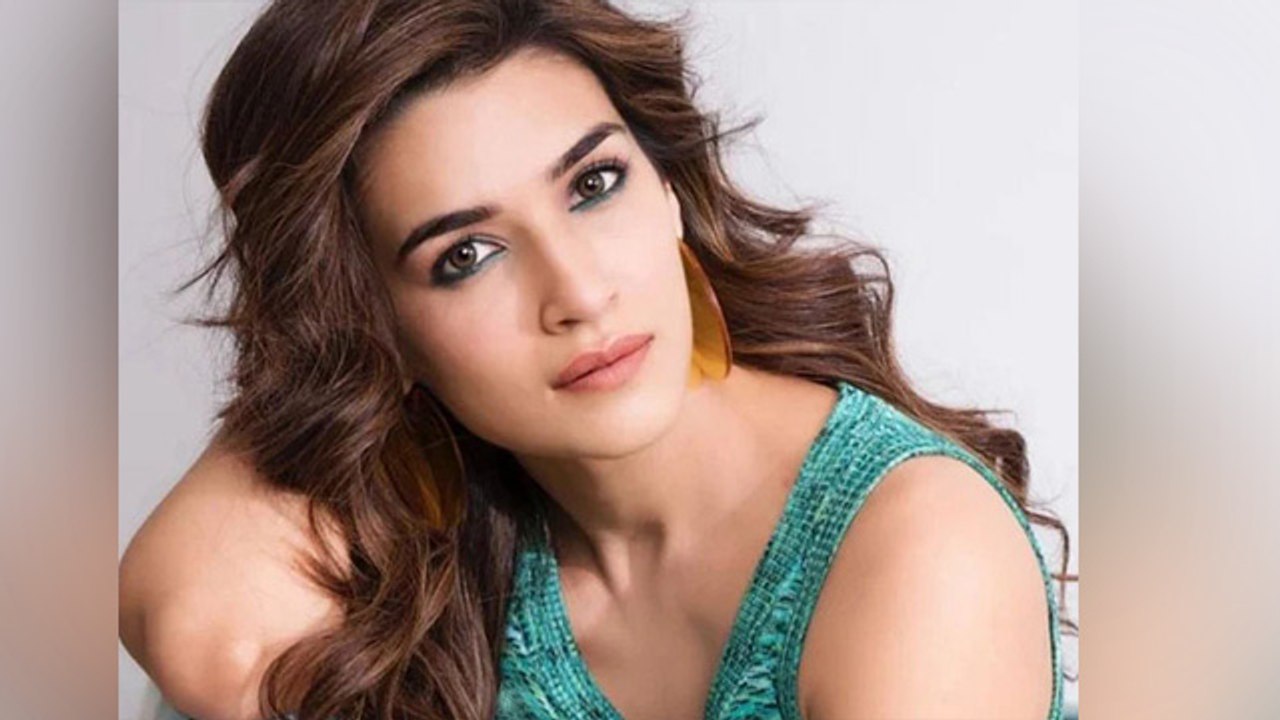 Kriti Sanon की Flawless Skin के पीछे है ये राज, जानें उनकी Skin Care Tips | Boldsky