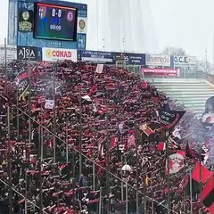 Serie B, invasione dei tifosi del Foggia al Tardini
