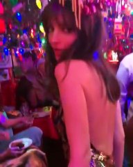 Emily Ratajkowski senza freni: il balletto Ã¨ hot