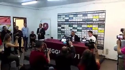 Reggina, l'intervento del tecnico Toscano in conferenza