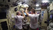 Stazione Spaziale: i cosmonauti russi festeggiano la vittoria della Russia sulla Spagna ai Mondiali 2018