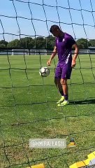 Fiorentina, l'attaccante Mirallas regala spettacolo in allenamento