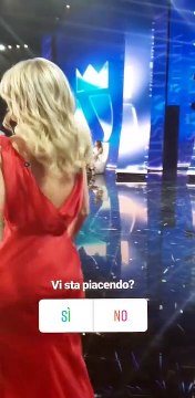 Diletta Leotta, il vestito mostra tutto il lato... sexy