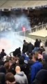 Aek Atene-Ajax, scoppia una molotov tra i tifosi olandesi