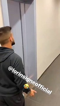 Lo scherzo di Insigne ad Immobile: l'attaccante della Lazio Ã¨ terrorizzato