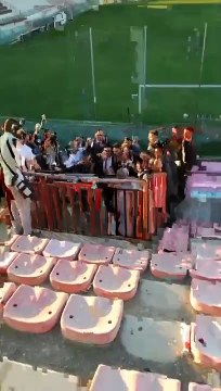 Giuseppe e Martina uniti dalla fede per la Reggina: matrimonio amaranto allo stadio Granillo