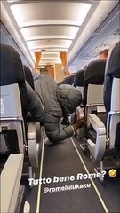 Inter, viaggio di ritorno 'spiacevole' per Lukaku: si sente male in aereo