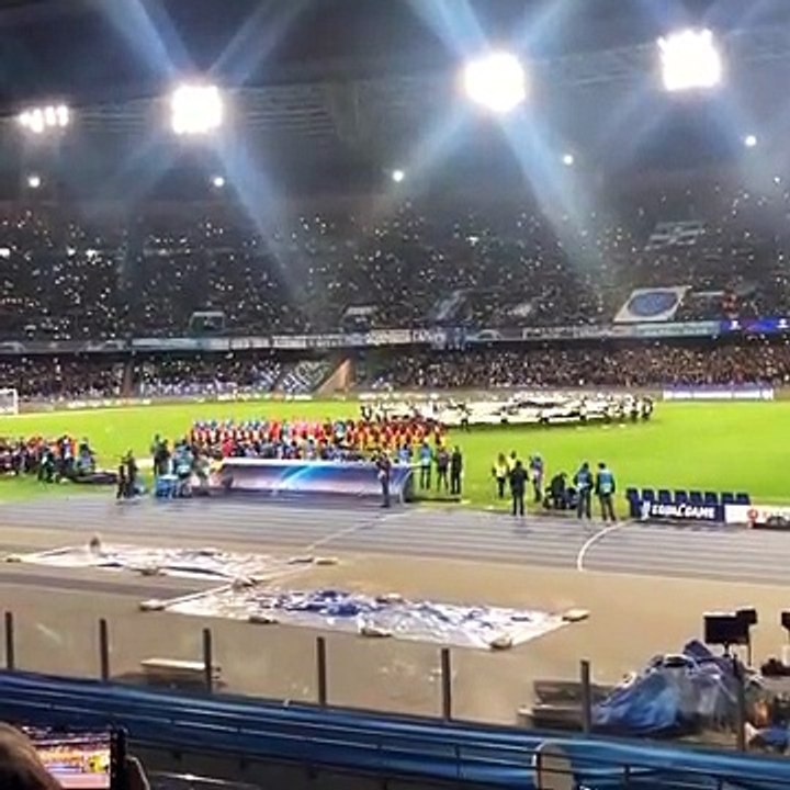 Napoli-Barcellona, brividi al San Paolo: l'urlo dei tifosi