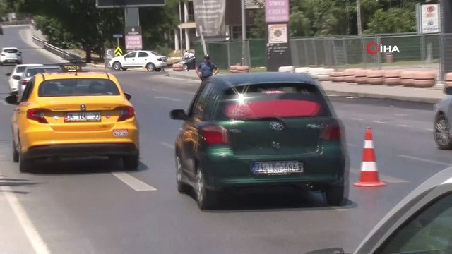 Otobüs durağına bırakılan tüp polis ekiplerini harekete geçirdi