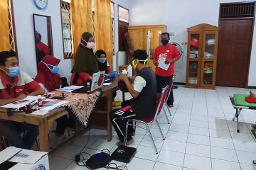 Warga Tangerang Mendonorkan Darah