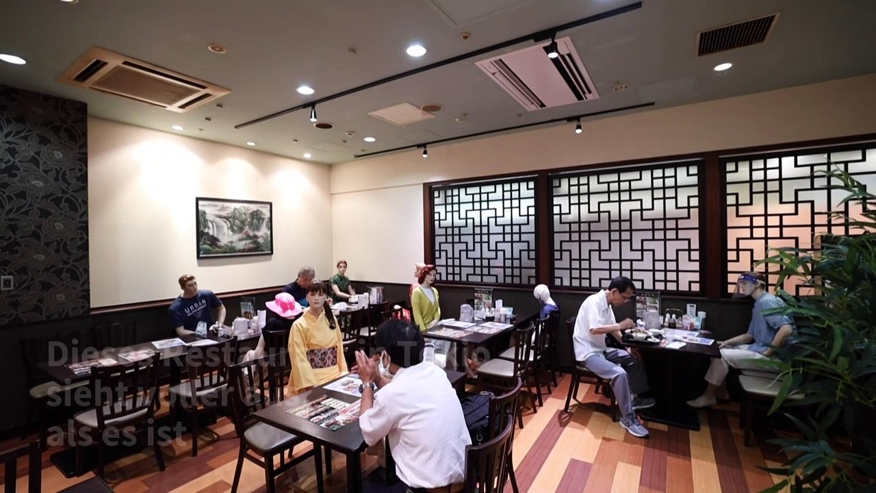 Japan: Dinieren mit Schaufensterpuppen in Corona-Zeiten