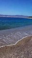 Lo spettacolo del mare nello Stretto di Messina: l'estate sulla spiaggia di Catona a Reggio Calabria