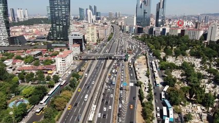 İstanbul Trafiğinde Bayram Yoğunluğu