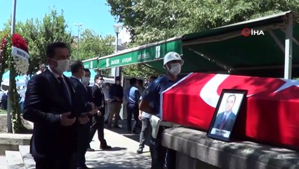 Vefat eden Başsavcı Balıkesir’de toprağa verildi