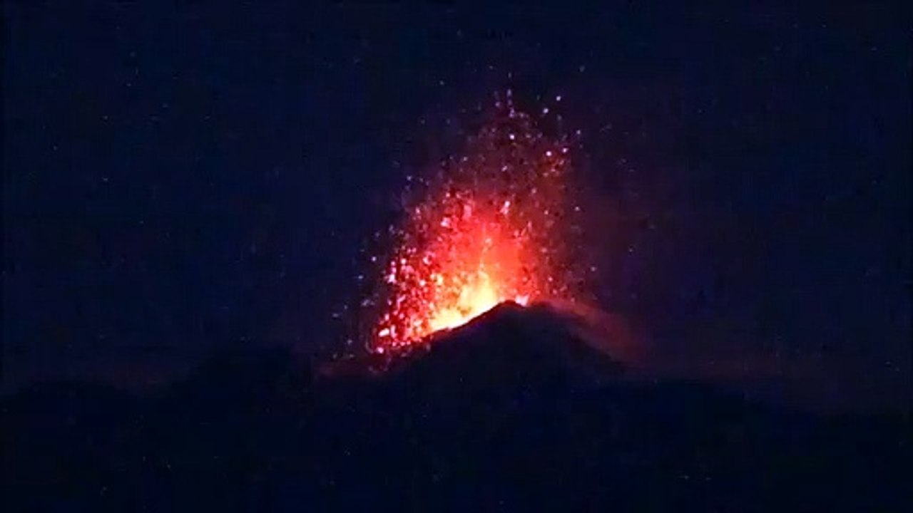 Etna: attivitÃ  eruttiva al Nuovo Cratere di Sud-Est, 23-24 agosto 2018