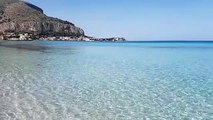 Il mare di Mondello (Palermo) con +28Â°C l'11 Marzo