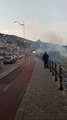 Messina, in fiamme locale sulla litoranea nord: vigili del fuoco a lavoro