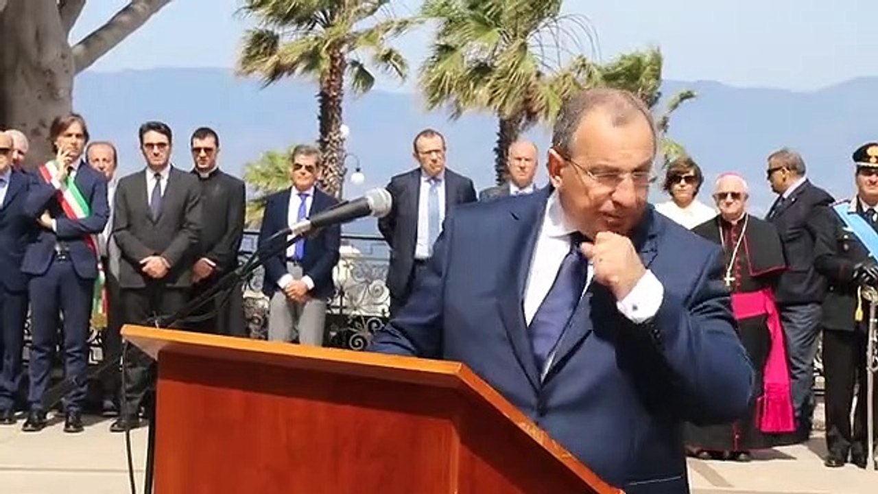 Reggio Calabria: Festa della Repubblica, il Prefetto Michele di Bari dÃ  lettura del messaggio del Presidente della Repubblica