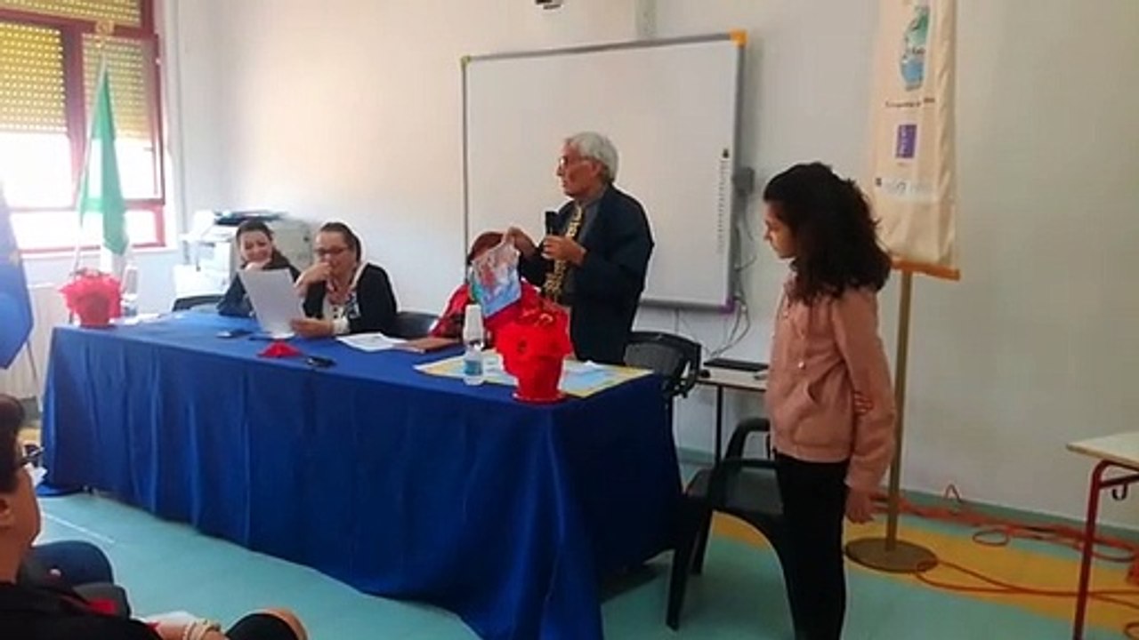Reggio Calabria, l'artista Enrico Meo presenta i disegni del progetto "Murales"