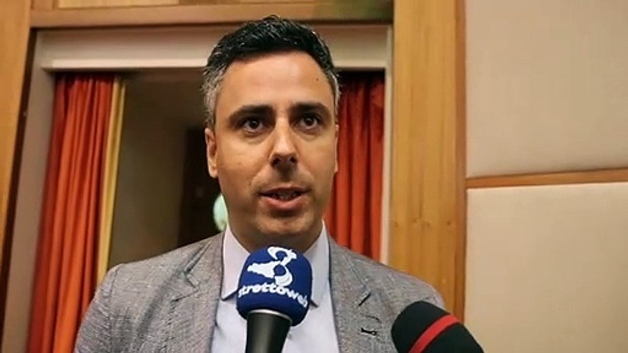 Reggio Calabria, manifestazione per tutelare la salute dei cittadini, intervista al vicesindaco di Reggio Calabria Armando Neri